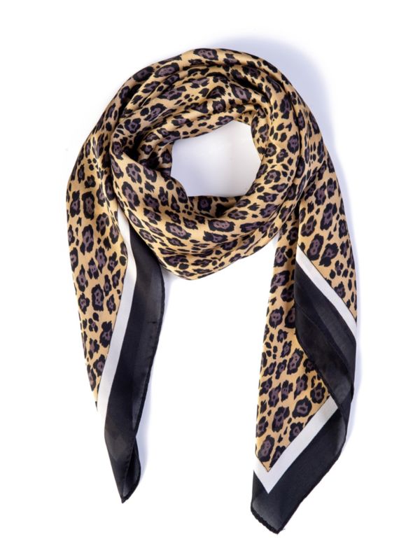 PEARL IVY SCARF