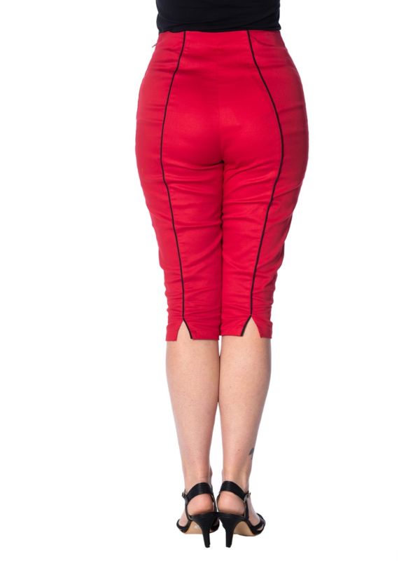 ROCKIN RED CAPRI PANT