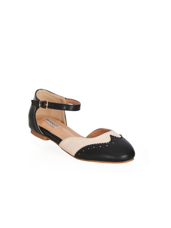 BANNED Retro Dapper Dancemates Flats Retro Two-Tone Brogue Sandals With Hidden Wedge & Ankle Strap-Black