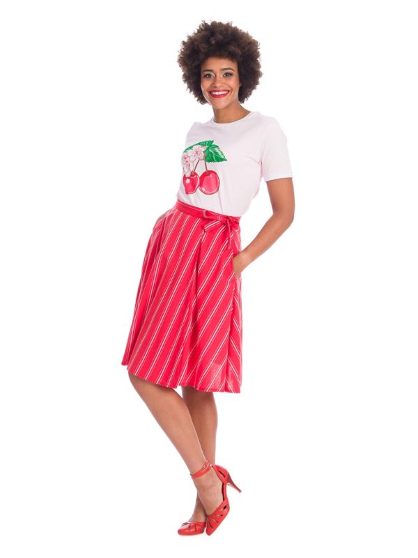 Banned Retro 70's Merry Cherry Dreams Didi Crew Neck Vintage T-Shirt Blush Pink