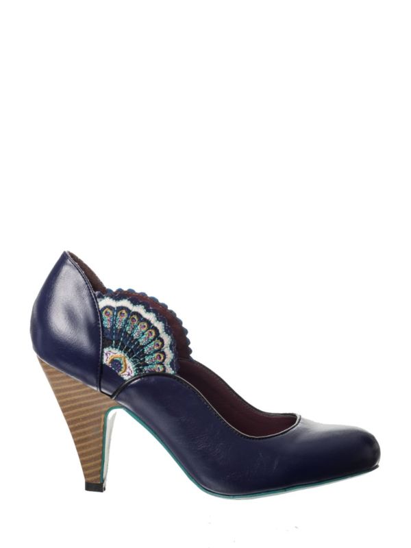 SWAY HEELS