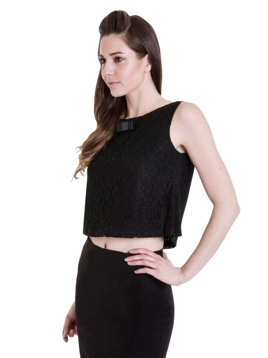 LOVE LACE TOP