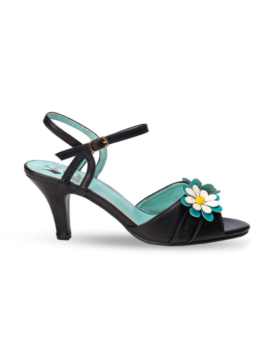 DAZED BLOSSOM SANDAL
