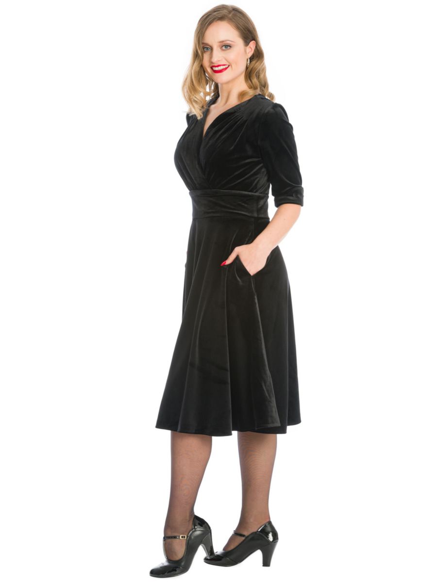 DATE NIGHT FIT & FLARE DRESS-Black
