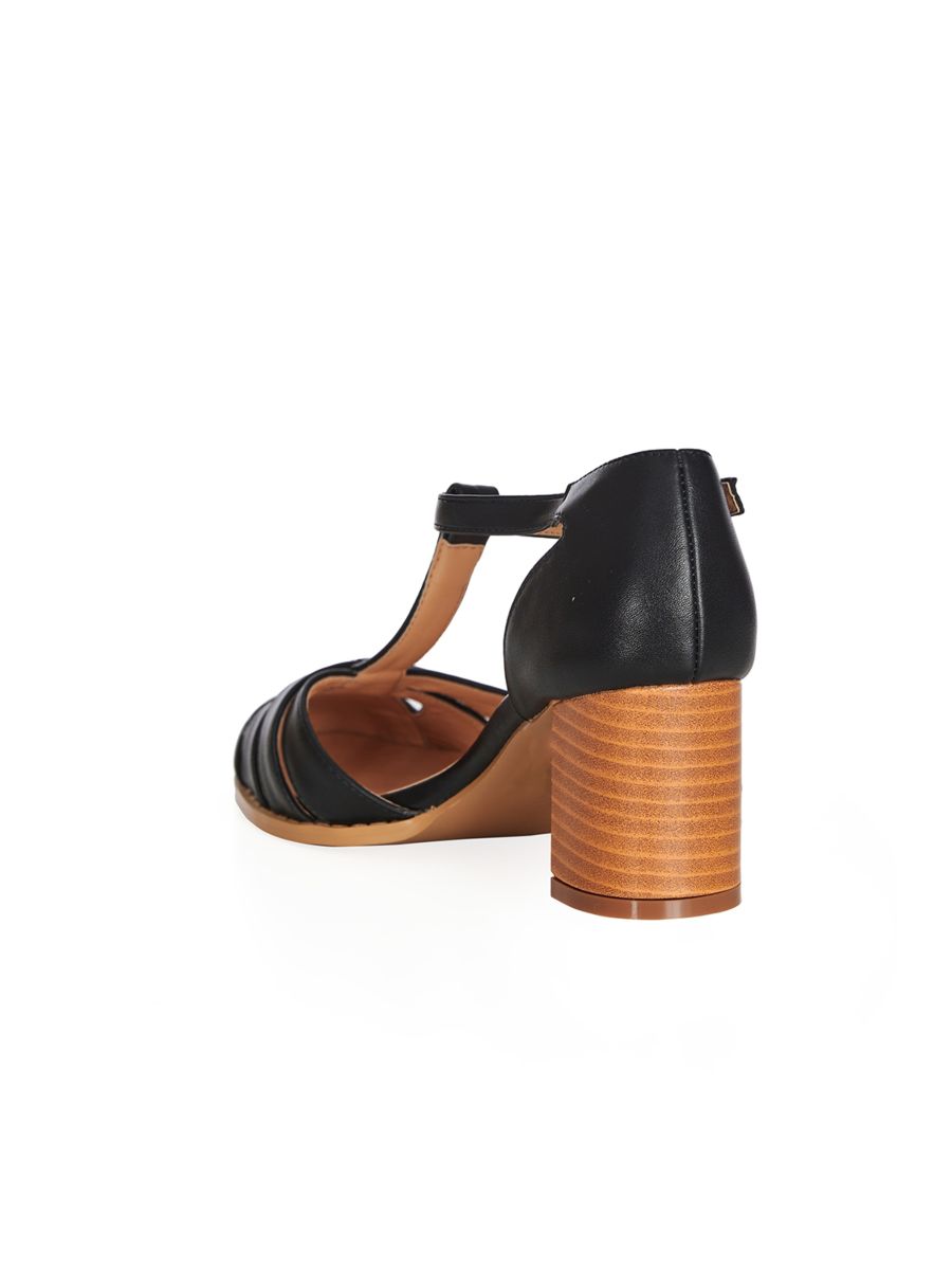 FANCY FOOTWORK SANDALS Black