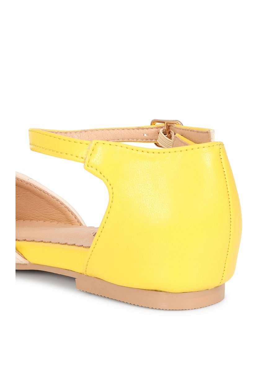 BANNED Retro Dapper Dancemates Flats Retro Two-Tone Brogue Sandals With Hidden Wedge & Ankle Strap-Yellow