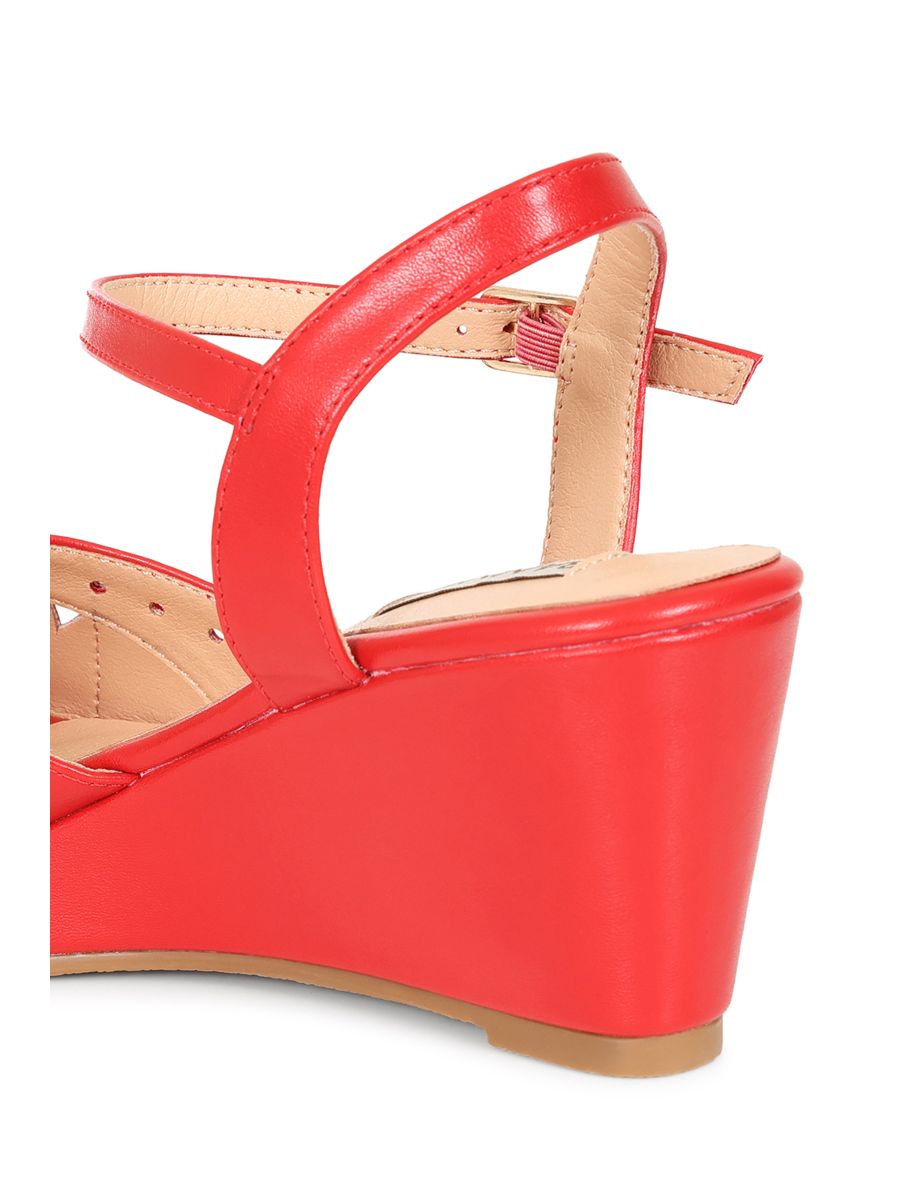 BANNED RETRO Sunny Daze Wedge 1940s-Inspired Cut-Out Peep Toe Sandals With Ankle Strap-Red