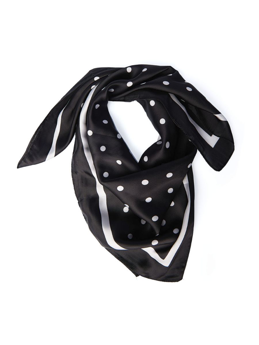LINDA SCARF