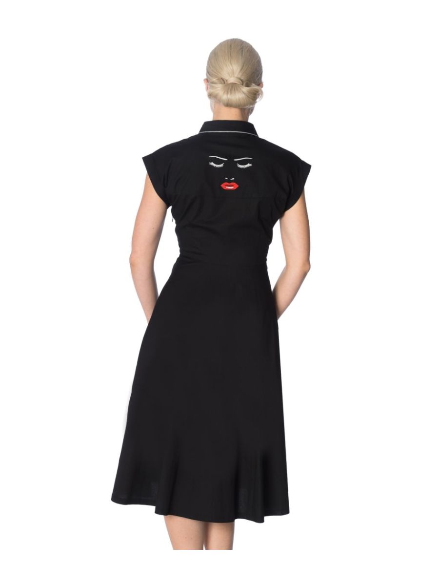 MODEL FACE LONG DRESS