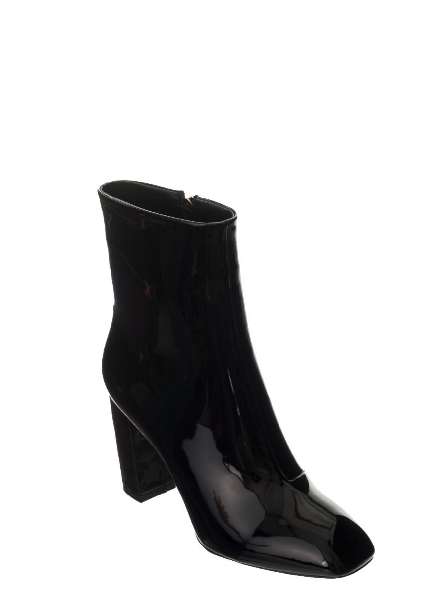 RUNAWAY BOOTS