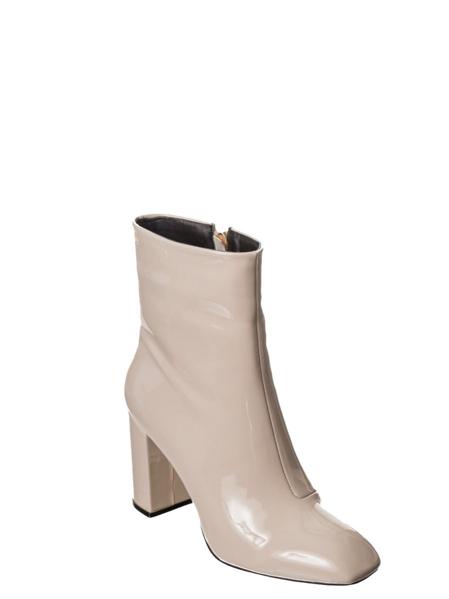 RUNAWAY BOOTS