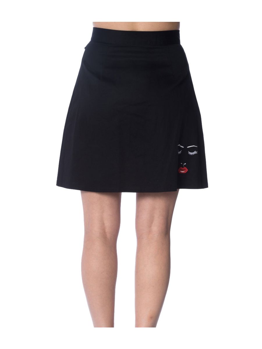 MODEL FACE SKIRT