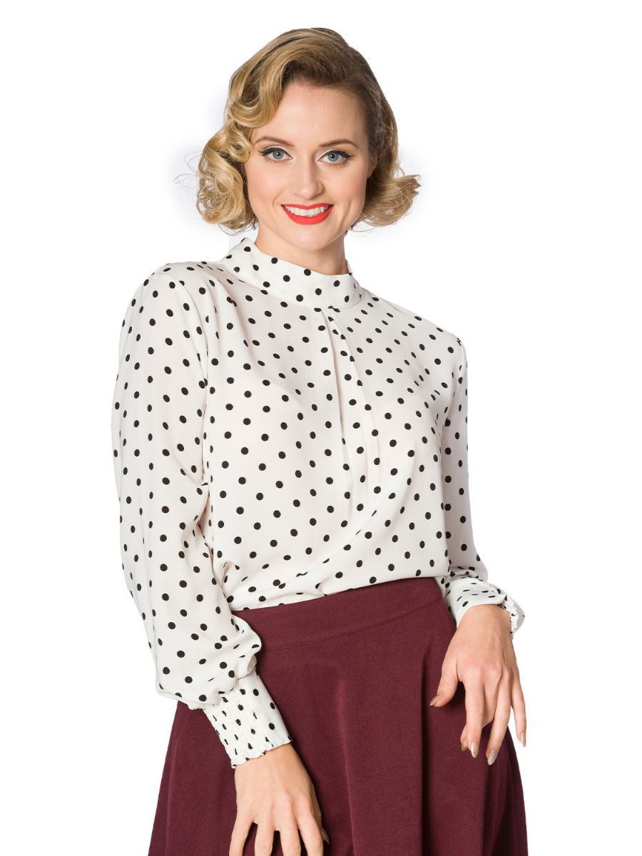 SPOTS AHEAD TOP